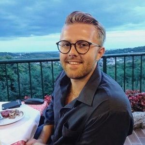 Meet your Posher, Hugh